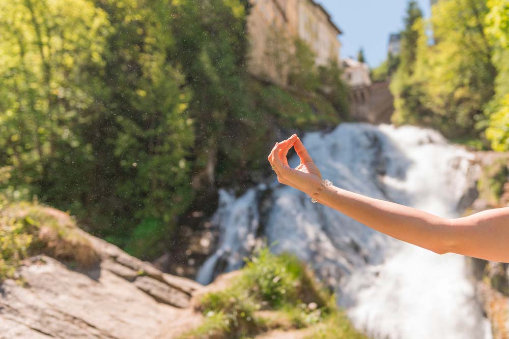 Yoga in Bad Gastein am Wasserfall