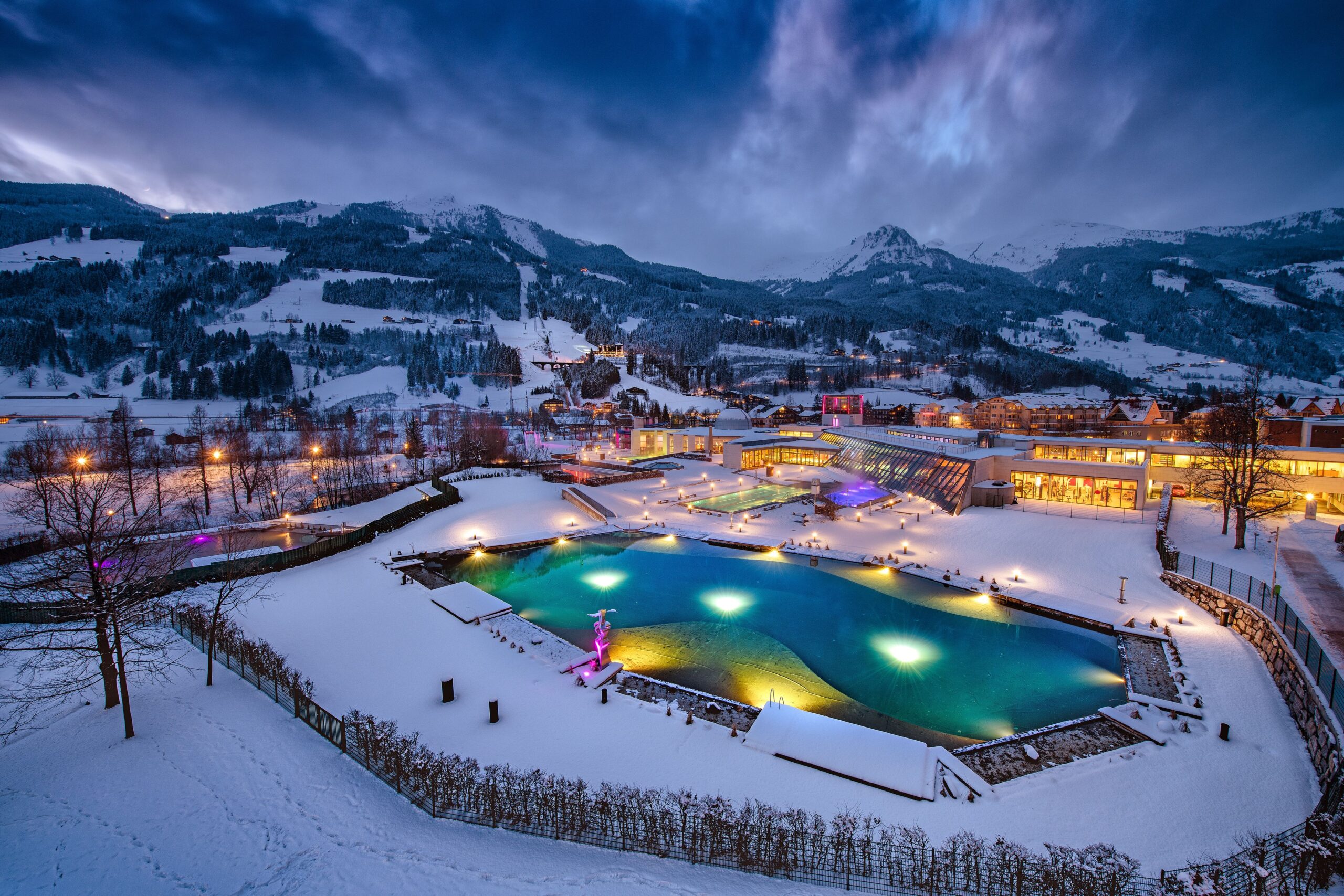 Alpentherme Spa Erholung Winter Skifahren Pension Gabriele Appartements Gastein